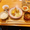 伊勢市船江の「ヒトサラ」でエビフライ定食