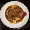 【coco壱番屋】大人のスパイスカレーが骨付きチキンと一緒に登場！名店ランチをオマージュしたカレーは単独でもおいしいが次回は混ぜる！