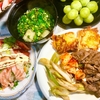 牛肉とネギをフライパンで焼く 簡単で適当な手作りタレを絡めて