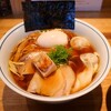 【らぁ麺 Penguin】女性からの人気も高い広島屈指のラーメン店は待ち覚悟の行列店(中区大手町)