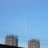 一筋の飛行機雲