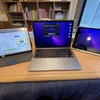 M1 MacBook Airをトリプルディスプレイ化さらに4枚ディスプレイにしてみた！やり方はsidecarとユニバーサルコントロール♪作業効率は上がったのか？？正直かっこがいいだけかな（笑）