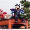マックスなど６名が乗る先頭のフロート　〈スプーキー“Boo!”パレード〉　ハロウイーンパレード２０１８　東京ディズニーランド