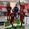 Just come back to kick! Shop in Liverpool, waiting to get the league championship.