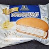 白いパリパリサンド！値段やカロリーや味は？コンビニで買えるチョコ菓子