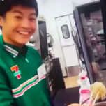 【Tiktok】セブンイレブンの店員がおでんを口に入れて吐き出す（動画あり）