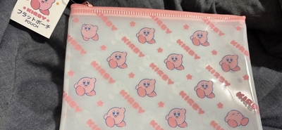 「１００均のサプリメント」の袋を入れるためにカービィのフラットポーチをキャンドゥで買った