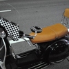 ベスパのバイクシートの背もたれをオーダー製作。