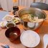 野菜たっぷりの鶏鍋と小鉢で朝ご飯にしました。