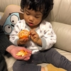 みかんを食べる息子氏