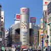 TREASURE、渋谷109屋外シリンダー広告に登場！12日からは109と初コラボキャンペーンもスタート