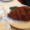 洋食すいす｜御成門｜でかい！ソース不要の漆黒のメンチ！