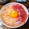 みなと食堂＠陸奥湊　平目とマグロ漬丼、サンマ刺、あんこうともあえ