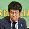 ここ２年　寝る時にイアホーンで軍事評論家の小泉 悠さんの講演、対談を聴きながら寝ます。 ボクの故郷が北海道ということもあり、ロシアに関しては他県の人よりも子供の頃から関心が高かったのだと思います