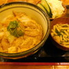 「とり家 ゑび寿 三鷹店（三鷹駅南口)」”とろとろ親子丼（ランチメニュー）＆ 焼き鳥 ミックス焼き（レギュラーメニュー）”