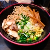 【今週のラーメン１４３０】 三鷹食堂 いなり （東京・三鷹駅） 油そば・塩＋サッポロ黒ラベル
