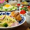 ♪春キャベツとベーコンのスパゲティ＆チキンのイタリアン焼き♪