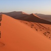 ナミビア でレンタカー旅行　その１０　～ナミブ砂漠の夕陽
