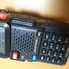 アマチュア局の送信装置 UV-5R改