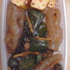 玉子焼きに苦闘べんとう