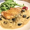 生クリームでコク旨！　鶏もも肉のカレークリームソース♬