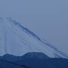 富士山の黒い筋