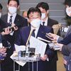 60人のうち6人が目下行方不明だと。ワクチン会社から「解き放つように」と要請されたのだろう。(笑)これが岸田式原則入国禁止ということだな。