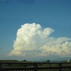 信濃川と入道雲_大手橋（新潟県長岡市）