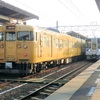 1月3日の予讃線多度津駅で見られた115系電車は濃黄色