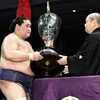 ​照ノ富士、自身初の１５戦全勝。