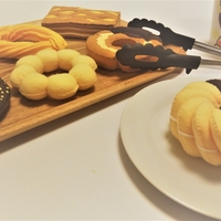 フェルト☆くまちゃんポンデドーナツ フェルト☆くまちゃんポンデドーナツ