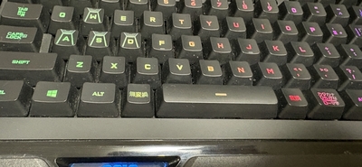 ブログ書きまくりたいしご褒美に中古でG910というLogicoolのゲーミングキーボード買った