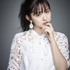  手の中に握りしめる　地図がくれるものは　きっとゴールじゃない　何時だってスタートさ