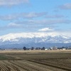 春の入り口の予感は、山の見え方と月山筍パスタから