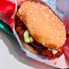 マクドナルド お花茶屋店｜博多明太てりやきチキン、スパイシーロコモコ、ソフトツイスト、アイスカフェラテ