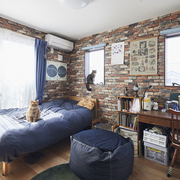 建て替えで手に入れた猫3匹と安心して快適に暮らせる耐震性・断熱性の高い住まい