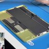 MacBook Neo分解で判明！「接着剤ゼロ」とキーボード単体交換で修理革命