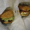 ラッキーピエロ函館駅前店＠函館　チャイニーズチキンバーガー＆ラッキーエッグバーガー