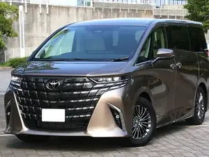 アルファード8人乗りまとめ！価格や内外装の特徴、後悔しない？