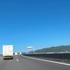 丹波の峠の緑に癒やされる。マキタの電動の使い心地は良かった。ビットセットは必要。