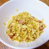 ザワークラウトを使ったレシピを紹介します。カレー炒めが1番のオススメです