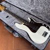 「ギターもベースも同じでしょ」と思っていたギタリストがベースを買ったら想像以上に別の楽器だった件