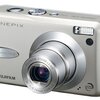 何不自由しないコンパクトカメラ　FinPix F30