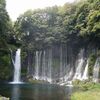 白糸の滝と朝霧高原で涼んで、浅間大社で餃子。
