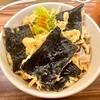立ち食い蕎麦 酒処 稜（綾瀬）海苔天うどん＋天丼＋なす納豆天＋ホタルイカ酢味噌＋刺身三種盛