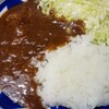 レトルトカレー対決　赤城牛ビーフカレー VS. アパ社長カレー