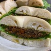 きんぴらごぼうベーグルサンドを作りました