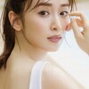 泉里香「カレンダー発売イベント開催」