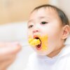 離乳食を食べるのに時間がかかる…タイミングはいつ？一緒に食べる？