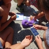 ４年生：理科　太陽の光を逃すな　光電池の実験